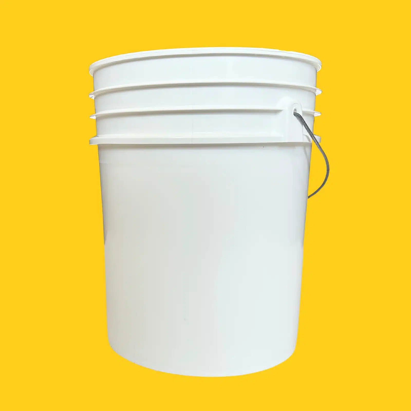 Buddy's Blends 5 gallon bucket in white